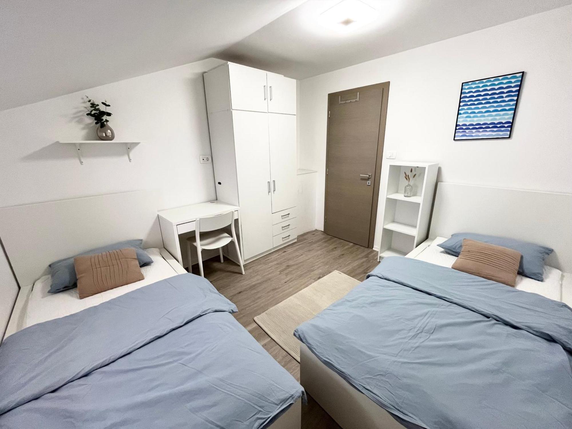 Casa Orange 3 Apartment Копер Екстериор снимка